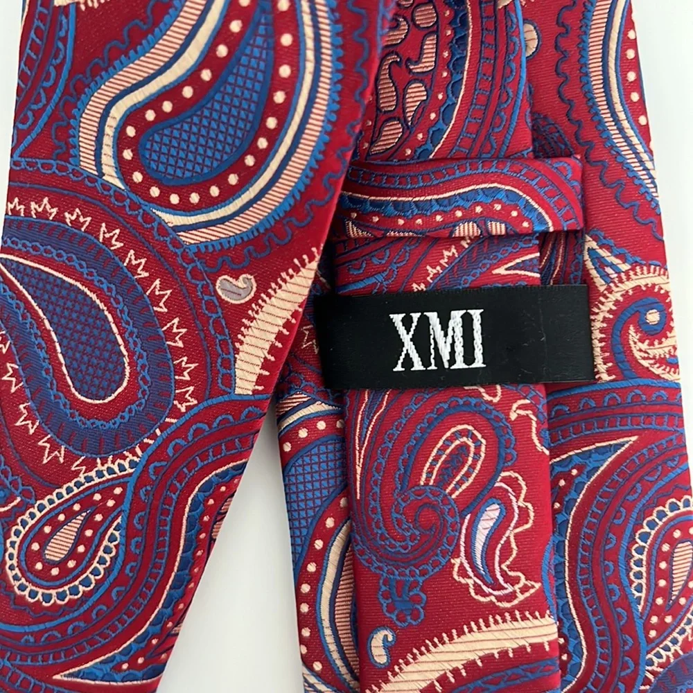 NWOT Boy’s (8-15 ages) Paisley Red Blue Tie